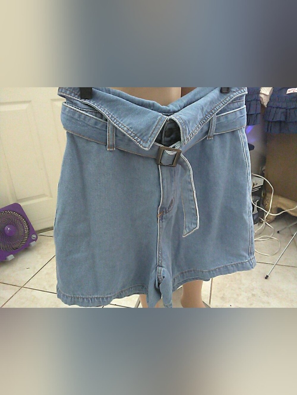 NWOT Le Lis Light Blue Relaxed Denim Shorts Waist BELT /FLAP SZ. SM SO CUTE!